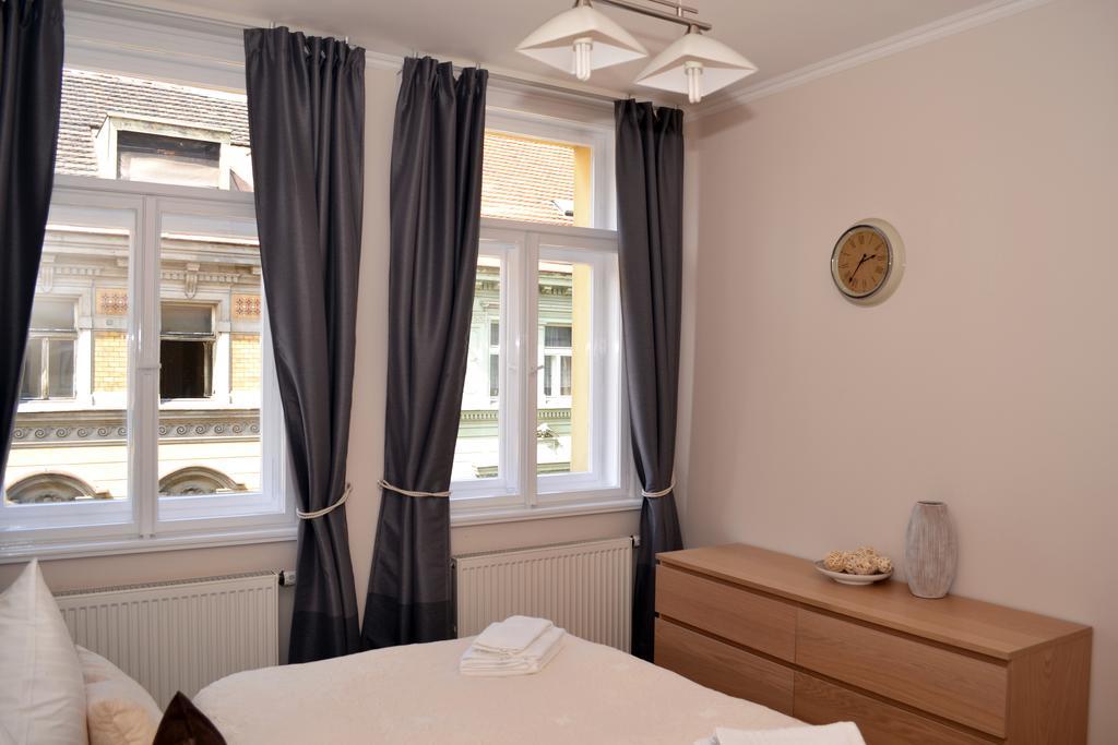 Riverside Ruterra Prag